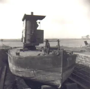 Dredger at Winwick 1