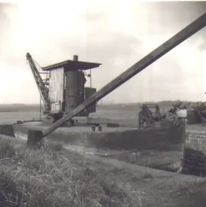 Dredger at Winwick 2